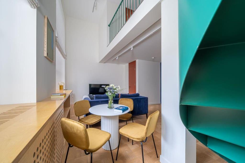 Designer Loft In The City Center Apartment Riga Exterior photo