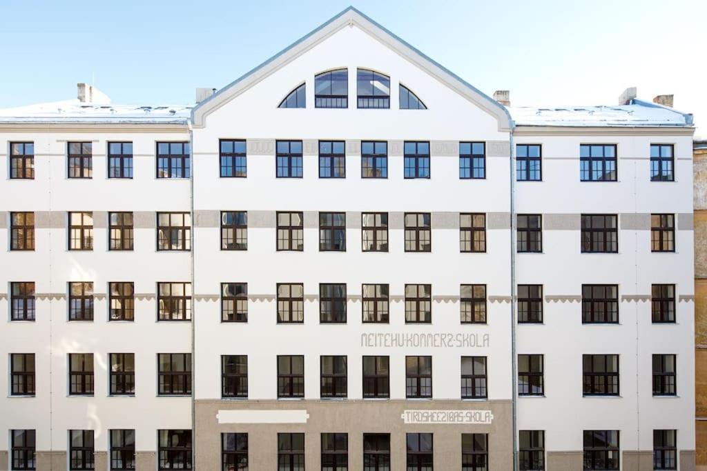 Designer Loft In The City Center Apartment Riga Exterior photo